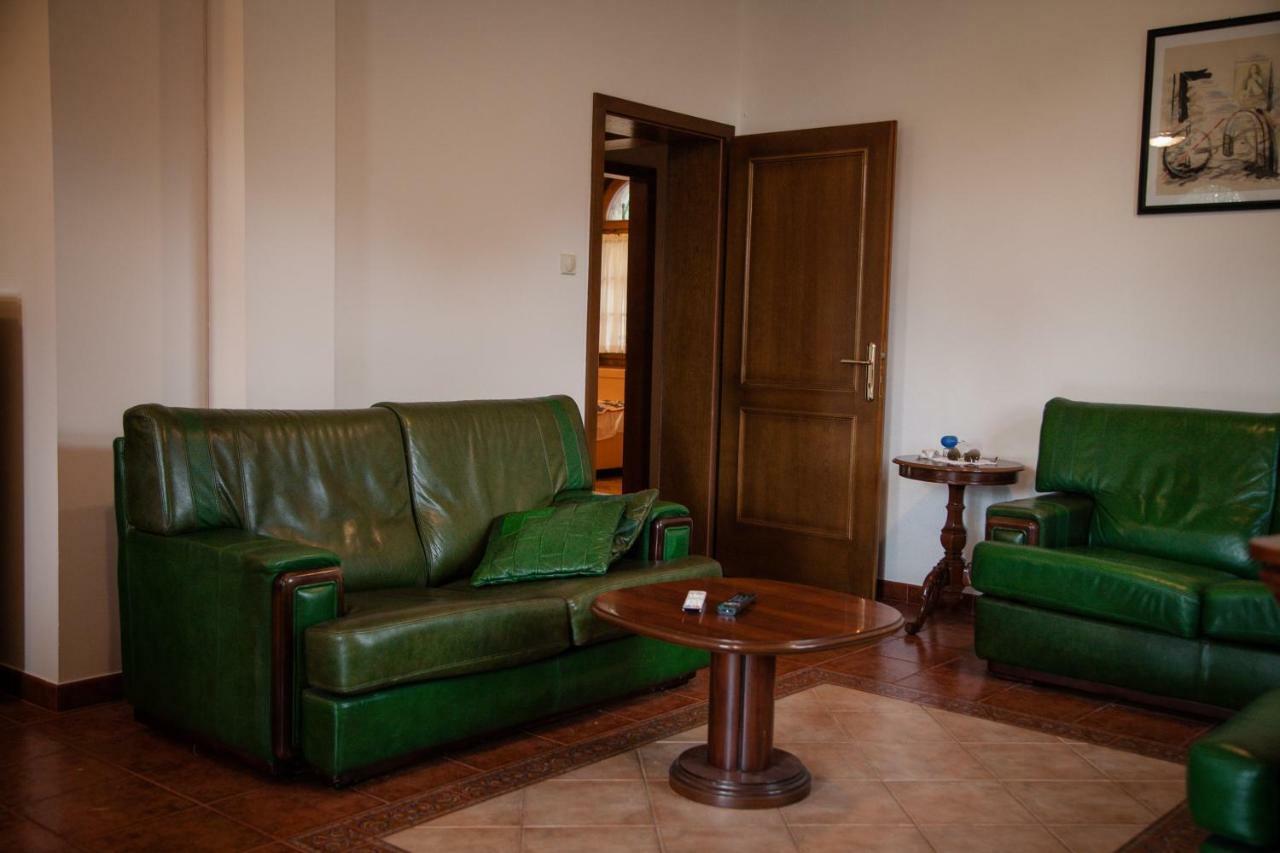 Villa Exclusive House Legacy Smederevo Exterior foto